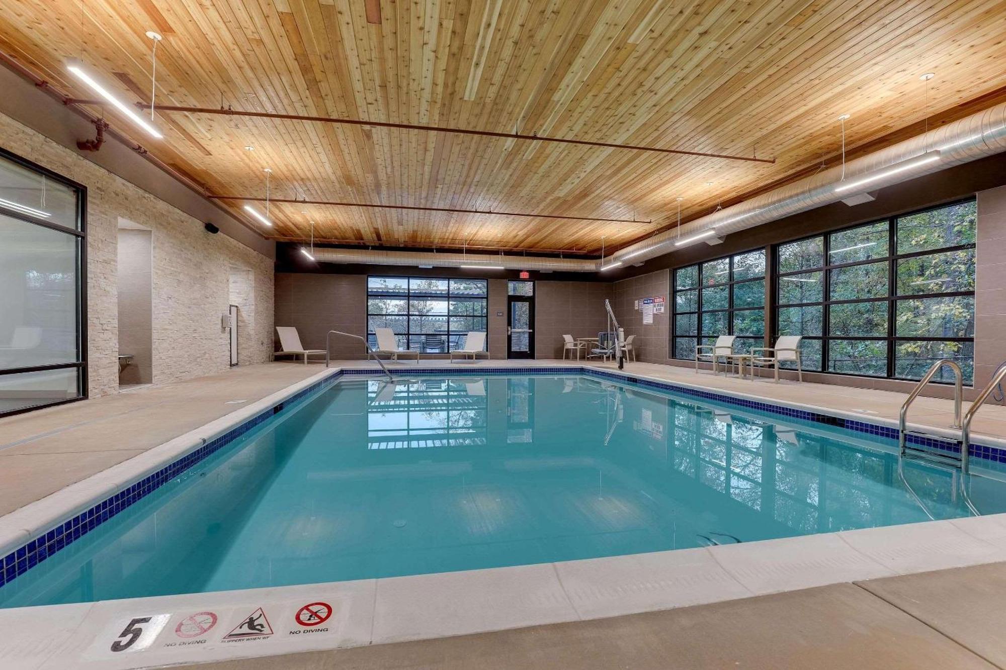 Country Inn & Suites By Radisson, Cumming Near Northside Hospital Forsyth Bagian luar foto