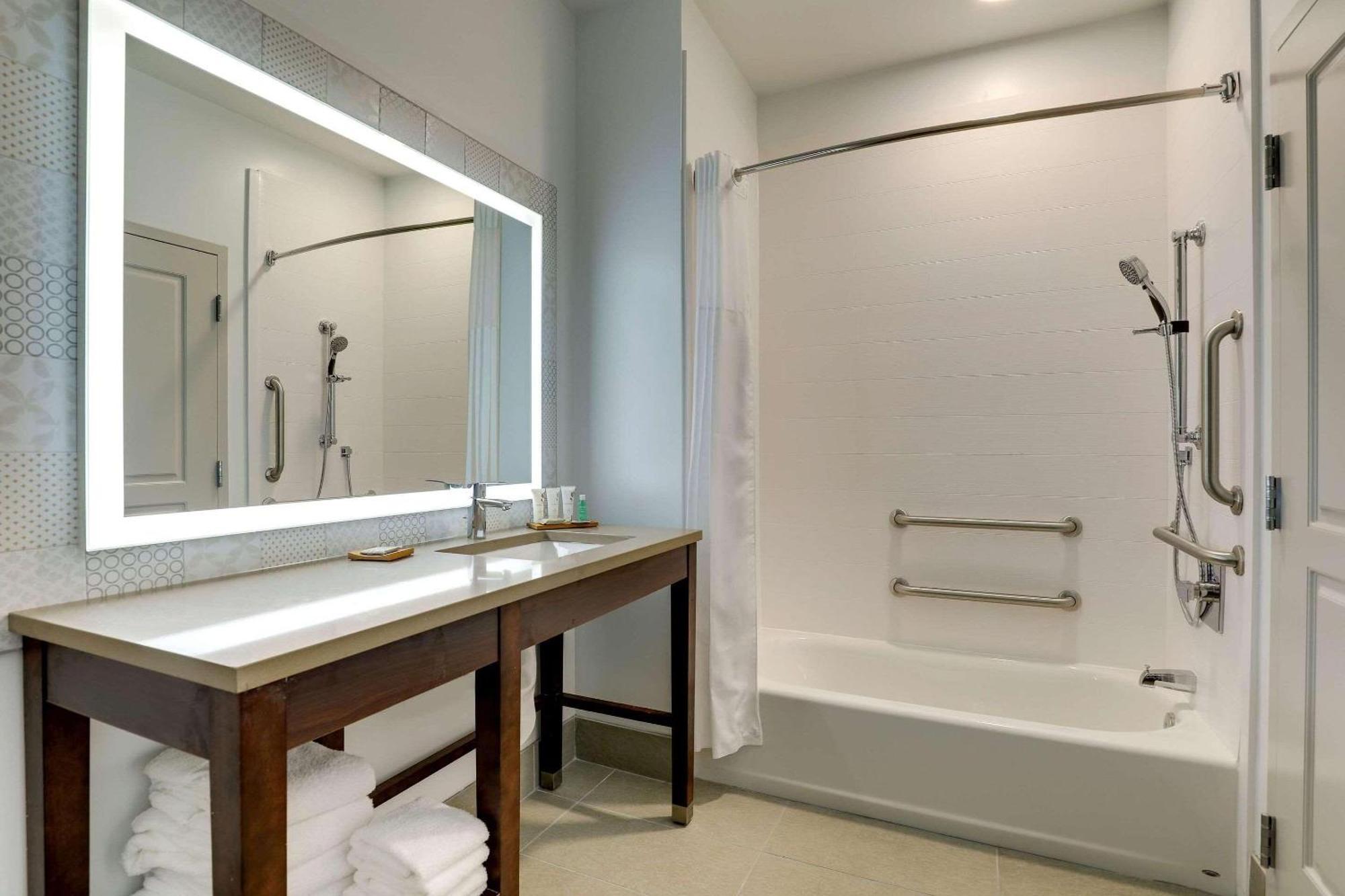 Country Inn & Suites By Radisson, Cumming Near Northside Hospital Forsyth Bagian luar foto