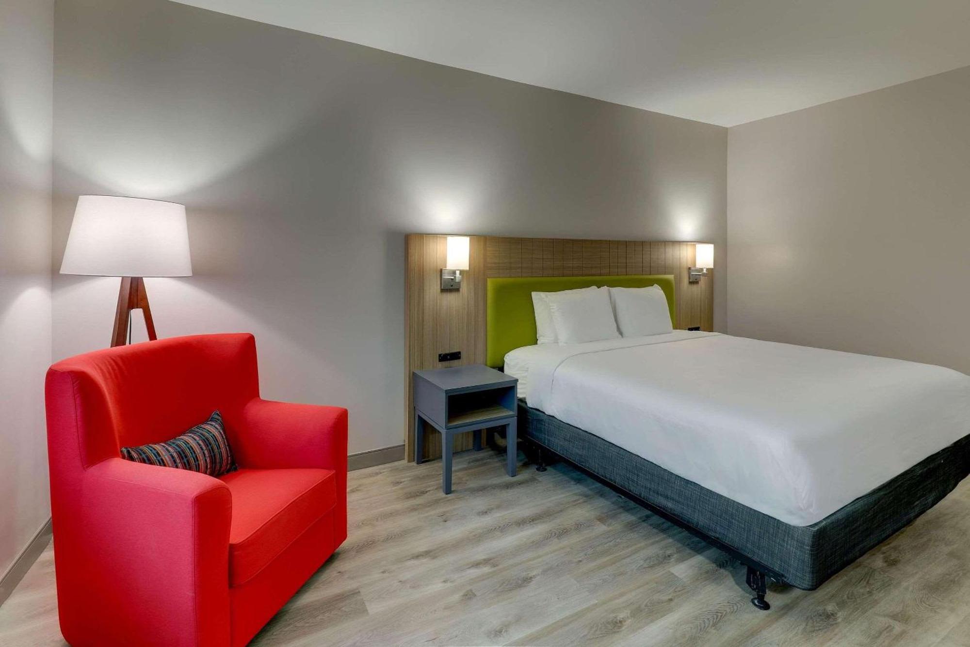 Country Inn & Suites By Radisson, Cumming Near Northside Hospital Forsyth Bagian luar foto