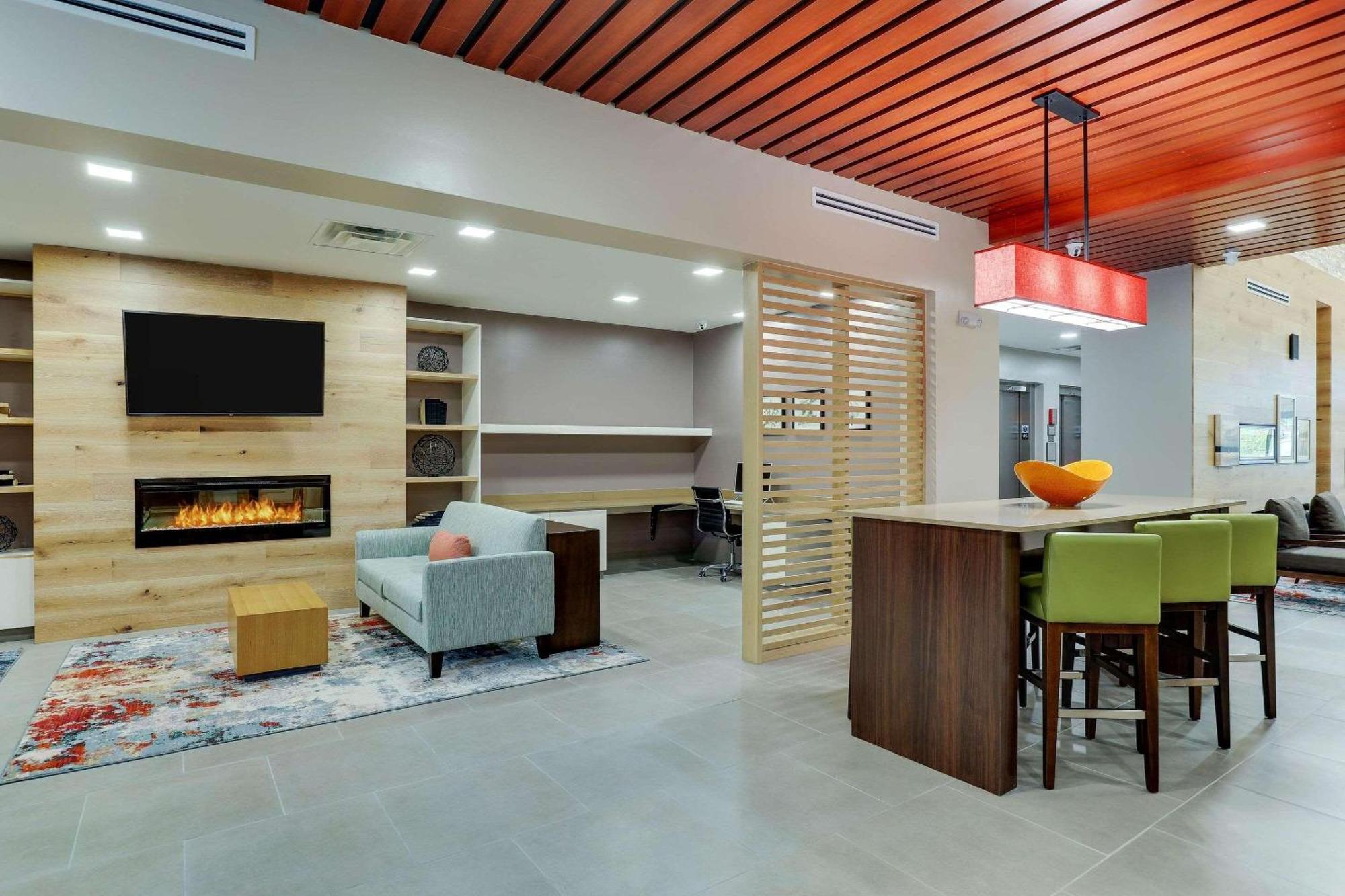 Country Inn & Suites By Radisson, Cumming Near Northside Hospital Forsyth Bagian luar foto